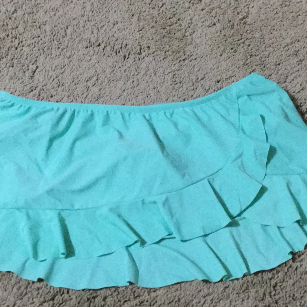 Catalina Mint Swim skirt with ruffle